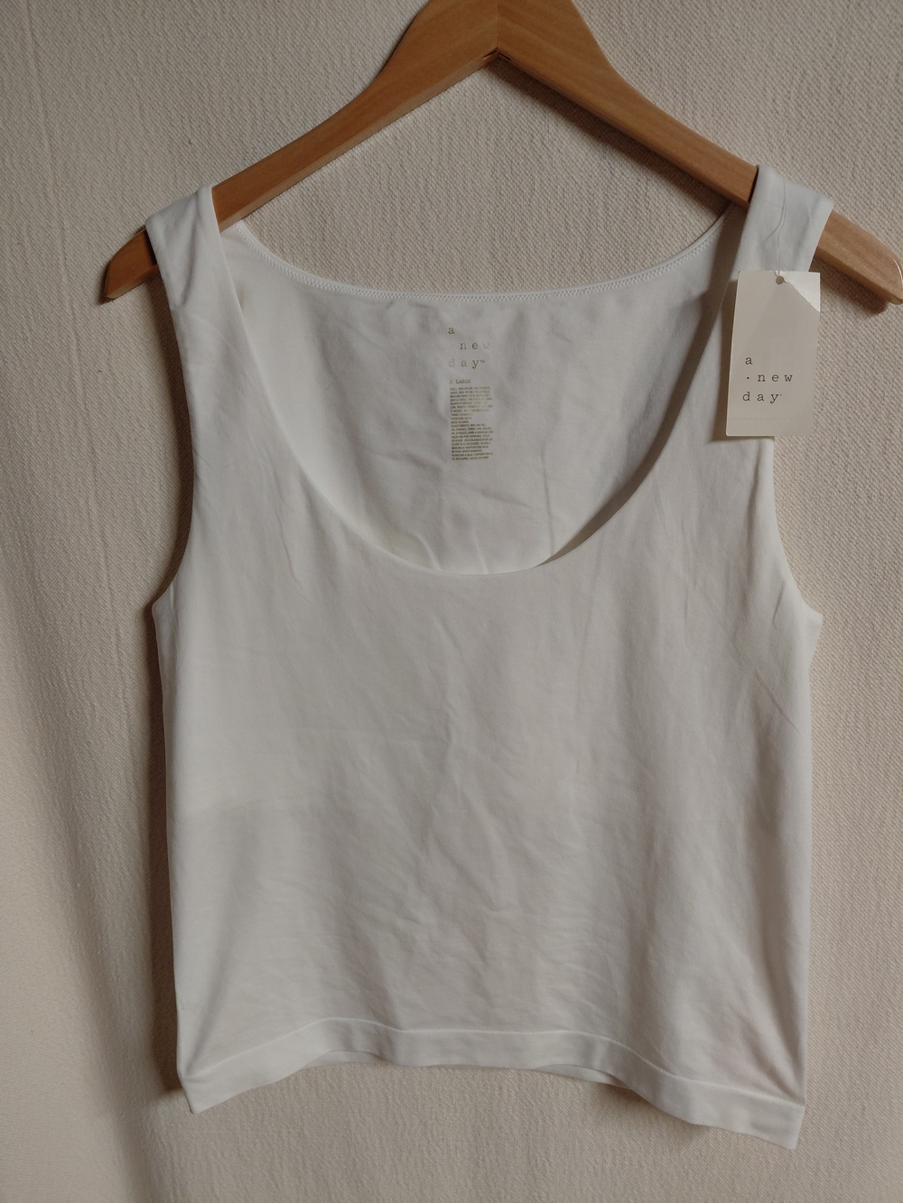 a new day White Scoop Neck Tank XL NEW